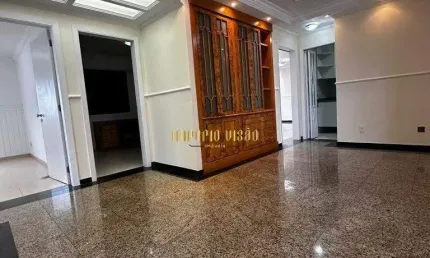 Apartamento à venda com 3 Dormitórios, sendo 1 Suíte e 2 Vagas de garagem no Condomínio Edifício Amsterdan no Centro do Suzano-SP