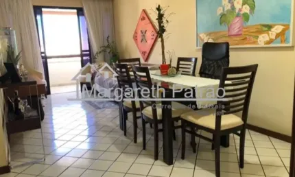 Excelente apartamento 3 quartos, amplo com dependência no Costa Azul.