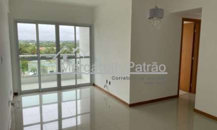 Amplo apartamento de 03 quartos no 8º andar  com suíte em Buraquinho.