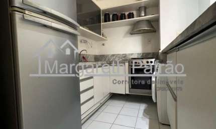 Apartamento quarto e sala mobiliado no Caminho das Árvores.
