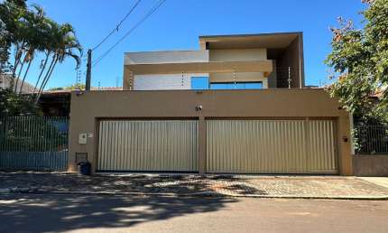 Casa com 4 dormitórios à venda, 430 m² por R$ 2.800.000,00 - Jardim Presidente