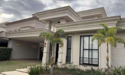 Casa de condomínio com 3 quartos, 265m², à venda Quinta do Golfe Residencial