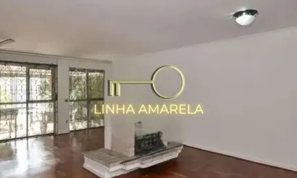 Casa à venda na vila inah com 300m², piscina e 04 quartos