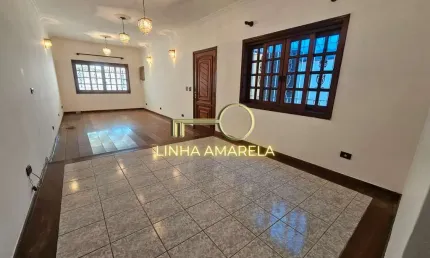 Oportunidade! Sobrado com 3 suítes perto do metrô Linha Amarela