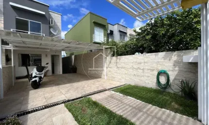 Casa / Sobrado para Venda em Florianópolis, Ingleses do Rio Vermelho, 3 dormitórios, 2 banheiros, 2 vagas