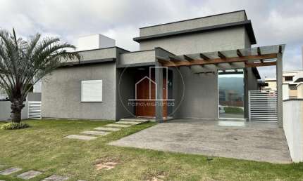 Casa Alto Padrão para Locação em Florianópolis, São João do Rio Vermelho, 5 dormitórios, 2 suítes, 4 banheiros, 1 vaga