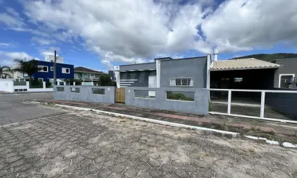 Casa para Venda em Florianópolis, São João do Rio Vermelho, 3 dormitórios, 1 suíte, 2 banheiros, 1 vaga