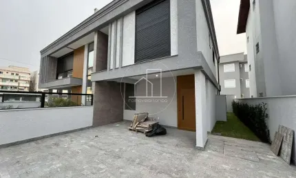 Casa / Sobrado para Venda em Florianópolis, Ingleses do Rio Vermelho, 3 dormitórios, 1 suíte, 2 banheiros, 2 vagas