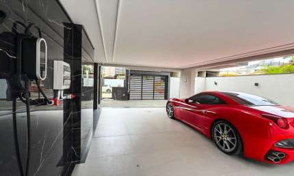 Apartamento para Venda em Florianópolis, Jurerê, 1 dormitório, 1 suíte, 1 banheiro, 1 vaga