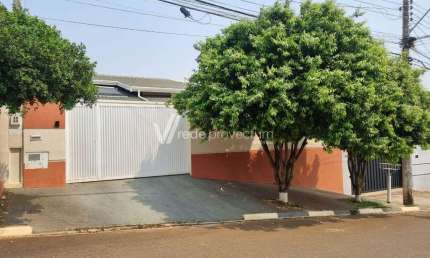 Casa com 3 quartos à venda no São Luiz, Paulínia , 160 m2 por R$ 750.000