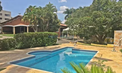 Chácara / sítio com 5 quartos à venda na Rua Professora Lydia Crocomo Caruso, 231, Parque Rural Fazenda Santa Cândida, Campinas, 460 m2 por R$ 2.600.000