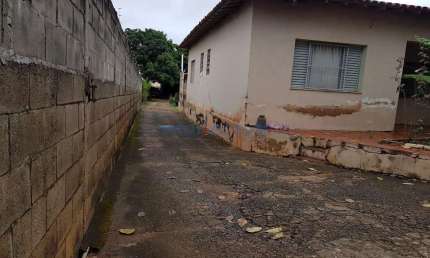 Terreno comercial à venda na Avenida Doutor Eduardo Pereira de Almeida, S/n°, Bosque de Barão Geraldo, Campinas por R$ 850.000