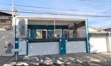 Casa com 3 quartos à venda na Avenida Brasília, 834, Jardim Roseira, Campinas, 200 m2 por R$ 580.000