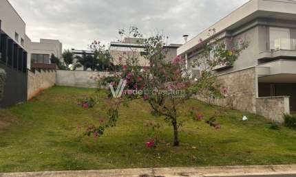 Terreno em condomínio fechado à venda na Avenida Carlos Diaulas Serpa, 220, Loteamento Parque dos Alecrins, Campinas por R$ 690.000