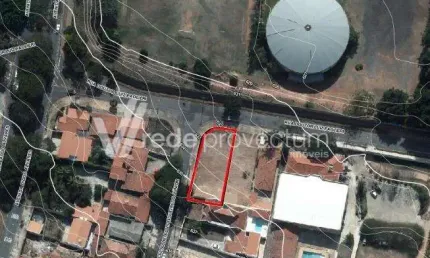 Terreno à venda na Rua Luís Paolieri, s/n°, Parque São Quirino, Campinas por R$ 950.000