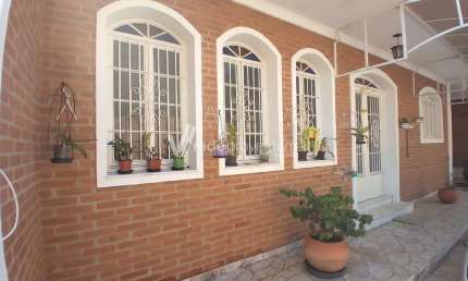 Casa com 4 quartos à venda na Lauro Bedim, 18, Vila Marieta, Campinas, 150 m2 por R$ 700.000
