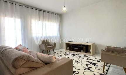 Casa com 3 quartos à venda na Rua Benjamin Maluf, 574, Jardim Carlos Lourenço, Campinas, 232 m2 por R$ 690.000