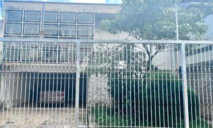 Casa com 3 quartos à venda na Avenida Doutor Ângelo Simões, 890, Jardim Leonor, Campinas, 253 m2 por R$ 920.000