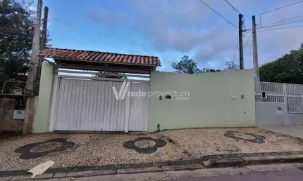Casa com 3 quartos à venda na Francisco de Castro Junior, 204, Jardim Pinheiros, Valinhos, 156 m2 por R$ 680.000