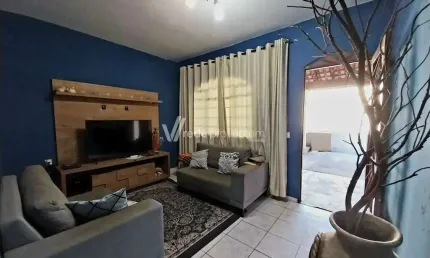 Casa com 3 quartos à venda na Presidente Tancredo Neves, 1223, Parque das Colinas, Valinhos, 141 m2 por R$ 600.000