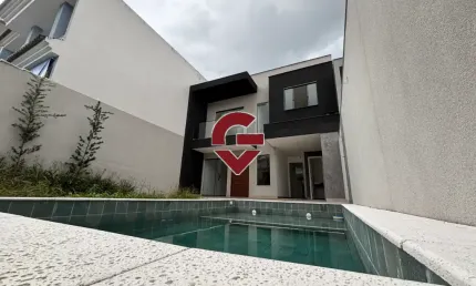Casa condomínio alto padrão na Freguesia com 4 suítes