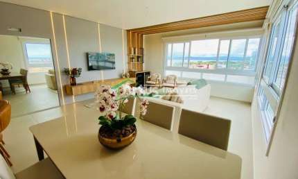 Belo apartamento com vista para o rio e praia em Tramandaí