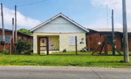 Casa com 4 quartos à venda na Zona Nova, Tramandaí  por R$ 380.000