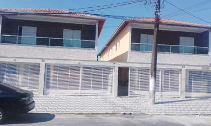 Casa de Condomínio Térrea com Quintal - Praia Grande