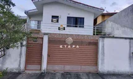 Casa com 3 dormitórios à venda por R$ 650.000,00 - Condomínio Marf I - Bom Jesus dos Perdões/SP