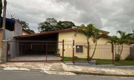 Casa com 4 dormitórios à venda, 308 m² por R$ 3.000.000,00 - Vila Santista - Atibaia/SP