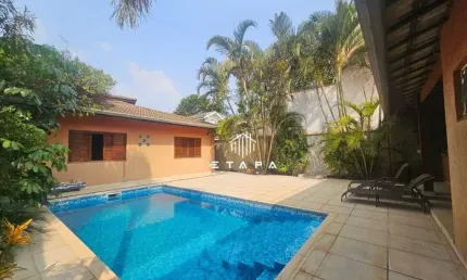 Casa com 4 dormitórios à venda, 330 m² por R$ 1.695.000 - Vila Petrópolis - Atibaia/SP
