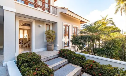 Casa com 3 dormitórios à venda, 345 m² por R$ 3.000.000,00 - Loanda - Atibaia/SP