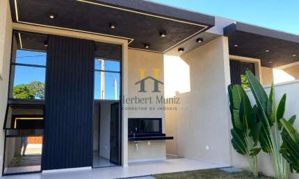 CASA PLANA COM 3 SUÍTES - 122M² - 2 VAGAS - COM PORTARIA SMART EM RUA PRIVATIVA NO EUSÉBIO