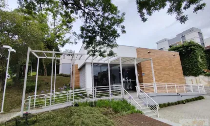 Sala comercial com 6 salas à venda na Rua Coronel Amazonas Marcondes, 364, Cabral, Curitiba