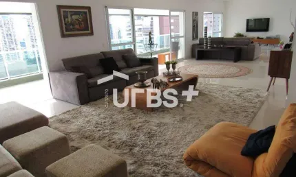 Apartamento alto padrão em frente ao parque flamboyant, prédio 1 por andar