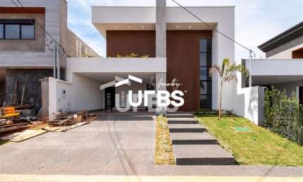 Jardins Capri - Casa de Condomínio 4 quartos, sendo 4 suítes