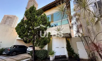 Casa com 7 quartos à venda na Rua 1129, S/N, Setor Marista, Goiânia