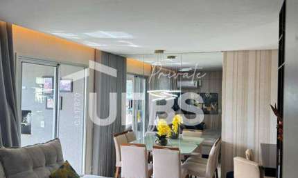 Desfrute de uma varanda com churrasqueira a carvão e vista para o Parque, apartamento com 3 quartos