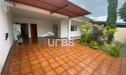Casa residencial e/ou comercial, terreno com 360 m2