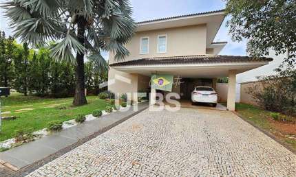 SOBRADO COM 4 SUÍTES NA ENTRADA DO CONDOMINIO - ALPHAVILLE CRUZEIRO