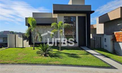 Casa em condomínio fechado com 4 quartos à venda na Rua Lago 1, S/N, Condomínio do Lago, Goiânia