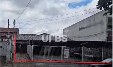 Casa à venda na Avenida Perimetral, Setor Bueno, Goiânia
