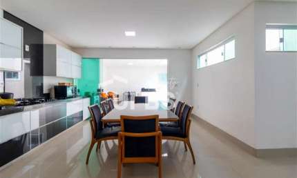 Casa com 3 quartos à venda na Rua J4, S/N, Parque das Laranjeiras, Goiânia
