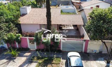 Casa com 3 quartos à venda na Avenida Anápolis, 00, Vila Brasília, Aparecida de Goiânia