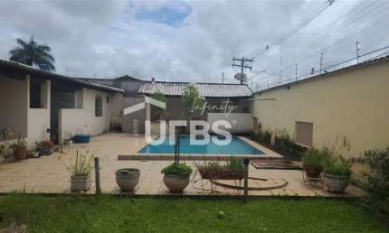 Casa com 3 quartos à venda na Rua J62, 13, Setor Jaó, Goiânia