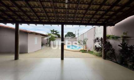 Casa com 3 quartos à venda na Rua 11 - Vila Froes - Crimeia-leste, 135, Setor Criméia Leste, Goiânia