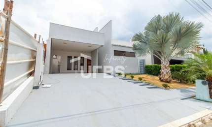 Casa em condomínio fechado com 3 quartos à venda na Rua JV 5, sn, Residencial Condomínio Jardim Veneza, Senador Canedo