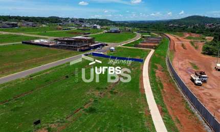 LOTE PLATEAU DOR - 1.481,01m2 - o Maior lote do condomínio