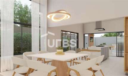 BELISSIMA CASA TERREA COM PISCINA,AREA GOURMET E VISTA PARA O NASCENTE