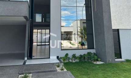 Portal do Sol Green - Casa de Condomínio 4 quartos, sendo 4 suítes